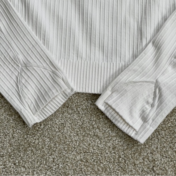 Lululemon Rest Less White Ribbed Cropped Half Zip Size 00 - Picture 5 of 8